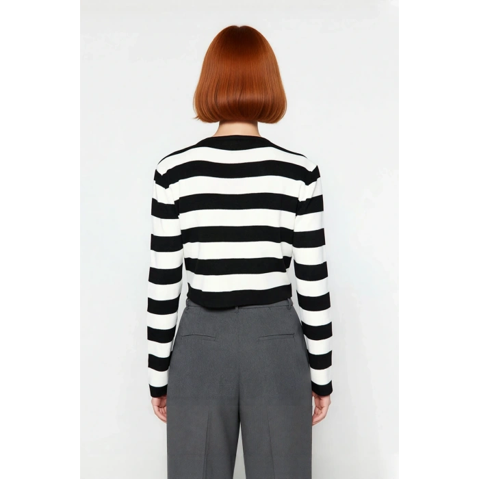 Kadın Fitted Bisiklet Yaka Super Crop Çizgili Triko Kazak İlkbahar Sonbahar Casual Tarz İçin Ideal