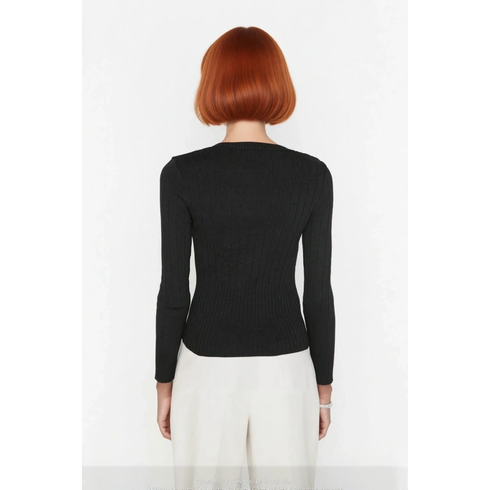 Kadın Fitted Bisiklet Yaka Uzun Kollu Basic Triko Kazak İlkbahar Sonbahar Şıklığına Zarif Dokunuş