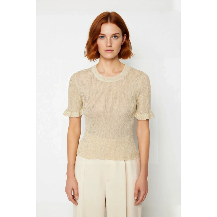 Kadın Fitted Kesim Simli İnce Triko Bluz Bisiklet Yaka Fırfır Kollu Crop Model Modern Stil