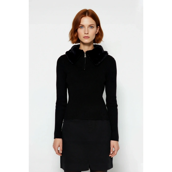 Kadın Fitted Kürklü Yaka Triko Kazak Basic Siluet Uzun Kollu Şık Günlük Gündüz Gece Kombinleri İçin