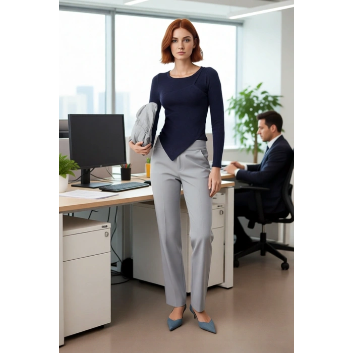 Kadın Fitted Lacivert Bisiklet Yaka Triko Kazak Modern Asimetrik Kesim İlkbahar Sonbahar Şıklığı