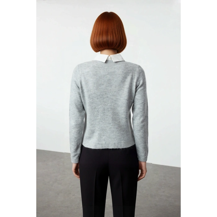 Kadın Gömlek Yaka Görünümlü Nakış Detaylı Triko Kazak Standart Kollu Sonbahar Kış Stili Kaliteli