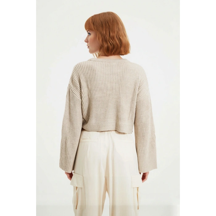 Kadın Gri %100 Akrilik Oversize Selanik Dokuma Bisiklet Yaka İspanyol Kol Crop Triko Kazak