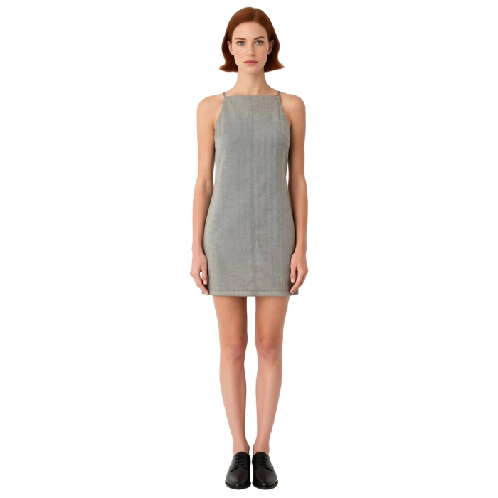 Kadın Gri Kazayağı Desenli Halter Yaka Shift Kalıp Kolsuz Mini Elbise Şık Ve Modern Tasarım