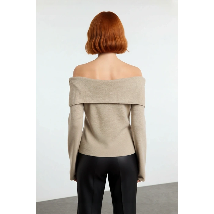 Kadın Gül Detaylı Carmen Yaka Triko Kazak Modern Şık Regular Kalıp Çan Kol Rahat Kullanım Kaliteli