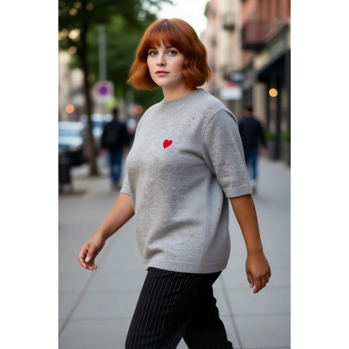 Kadın Günlük Bisiklet Yaka Kiraz Nakışlı Regular Kesim Düşük Kol Triko Kazak İlkbahar Sonbahar