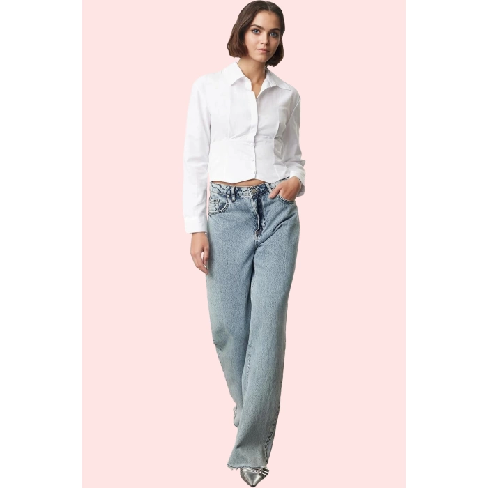 Kadın Günlük Gömlek Uzun Kollu Fitted Klasik Kesim Modern Tasarım Yaz Aylarının Vazgeçilmezi