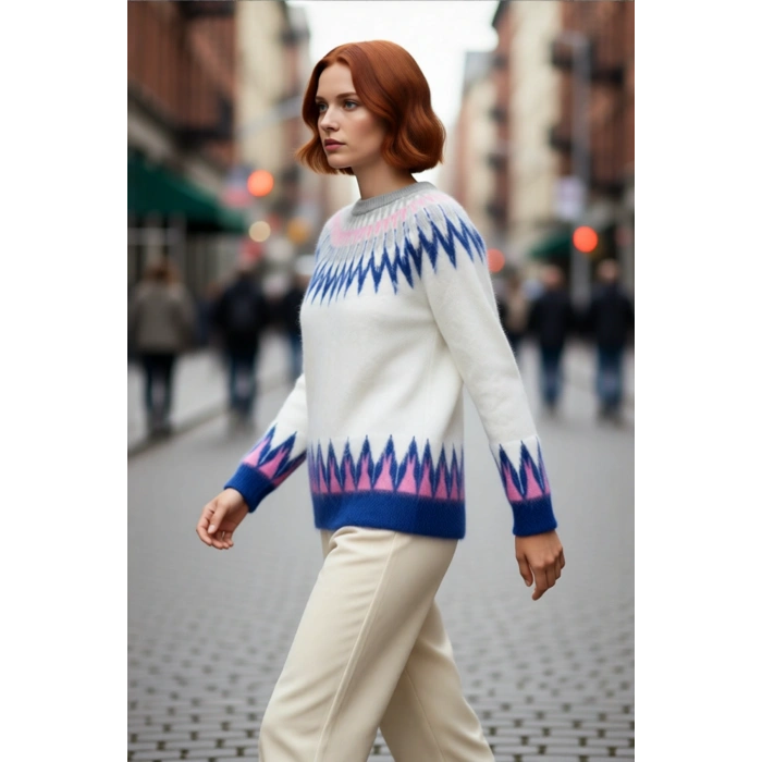 Kadın Günlük Kullanım İçin Rahat Reglan Kol Regular Kalıp Triko Kışlık Geometrik Desenli Kazak