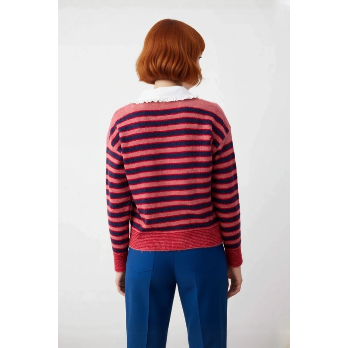 Kadın Günlük Triko Kazak Çıkarılabilir Yaka Detayıyla Renk Bloklu Kalın Düşük Kollu Kışlık Şıklık