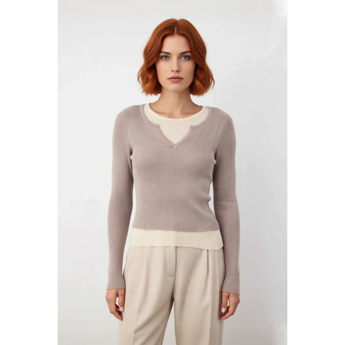 Kadın İç İçe Görünümlü Fitted Triko Bluz Uzun Kollu Basic Tasarım Rahat Günlük Şıklık Sunar