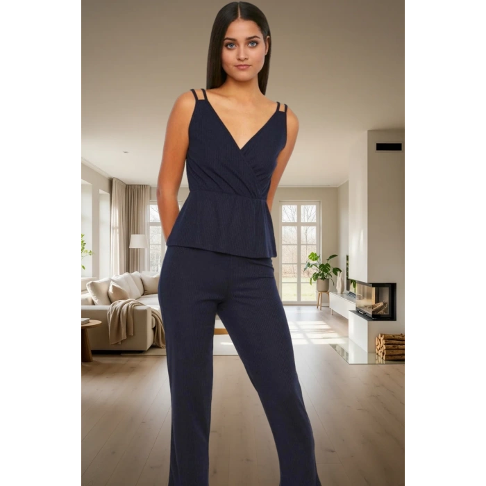 Kadın İnce Askılı Örme Pijama Takımı Rahat Ev Giyim Seti Şık Görünüm Günlük Kullanım İçin