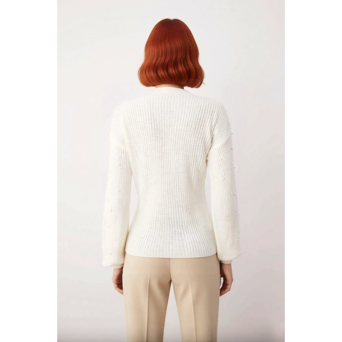 Kadın İnci Detaylı Bisiklet Yaka Regular Kalıp Düşük Kol Fitilli Triko Kazak Günlük Şıklık