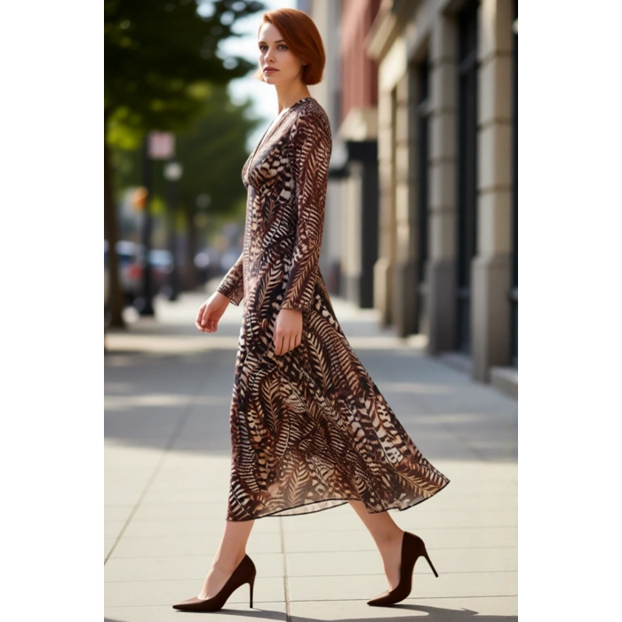 Kadın Kahverengi Maxi Elbise Tüy Desenli V Yaka Uzun Kol Astarlı Şifon Dokuma Gündüz Gece Kaliteli
