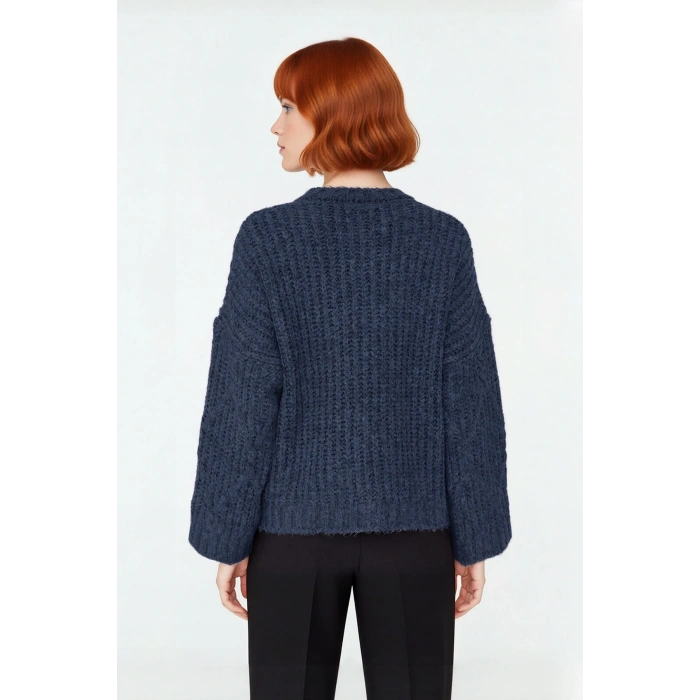 Kadın Kalın Saç Örgülü Oversize Triko Kazak Soğuk Havalar İçin Şık Bisiklet Yaka Standart Kol