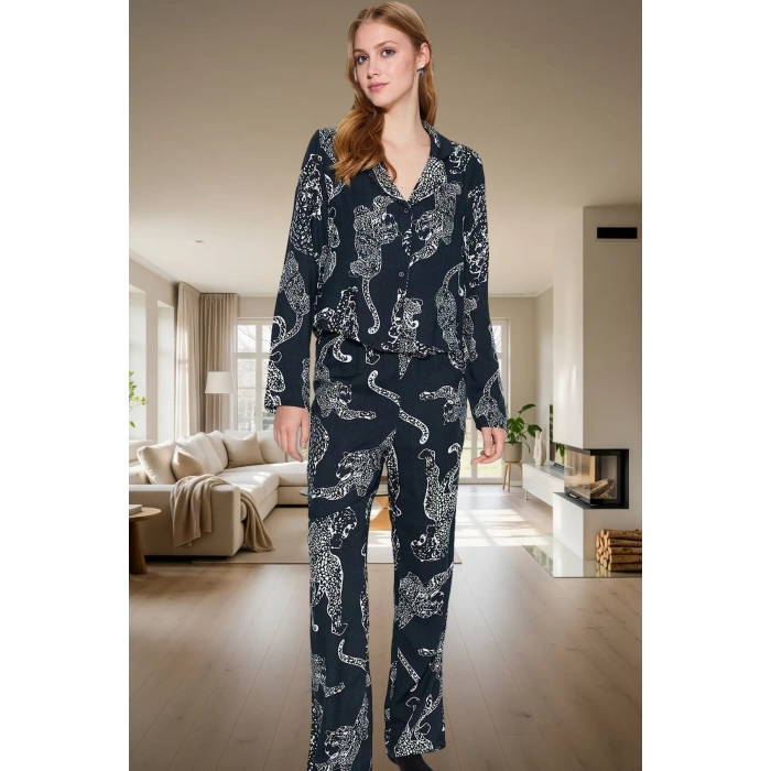 Kadın Kaplan Desenli Viskoz Pijama Takımı Rahat Şık Kışlık Görünüm Özenle Seçilmiş Modern Stil