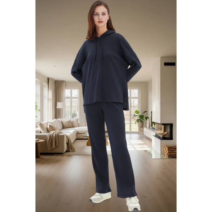 Kadın Kapüşonlu Pijama Takımı Rahat Kalıp Örme Kumaş Dayanıklı Malzeme Trend Tasarım