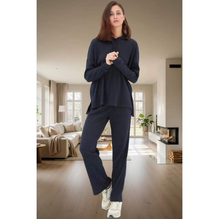 Kadın Kapüşonlu Pijama Takımı Rahat Kalıp Örme Kumaş Dayanıklı Malzeme Trend Tasarım