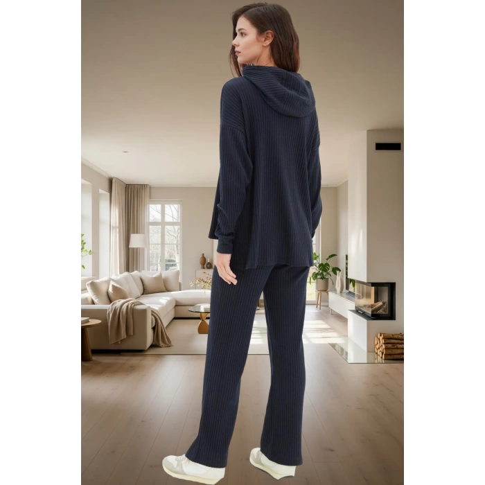 Kadın Kapüşonlu Pijama Takımı Rahat Kalıp Örme Kumaş Dayanıklı Malzeme Trend Tasarım