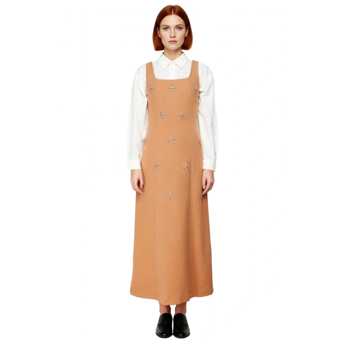 Kadın Kare Yaka Taş İşlemeli Dokuma Jile Elbise Modern Şıklığı Her Ortama Taşıyan Stil Kaliteli