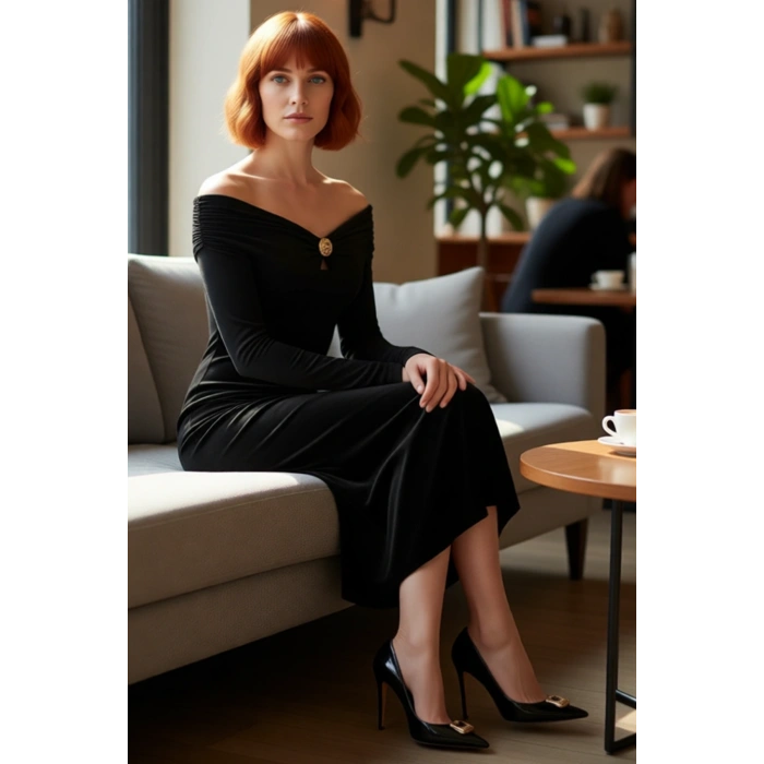 Kadın Kiremit Rengi Aksesuar Detaylı Bodycon Maxi Elbise Carmen Yaka Uzun Düşük Kol Kışlık