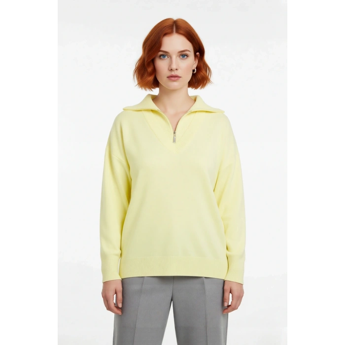 Kadın Kırmızı Regular Kalıp Devrik Yaka Fermuarlı Triko Kazak Düşük Kol ve Düz Desenli Kışlık Şıklık