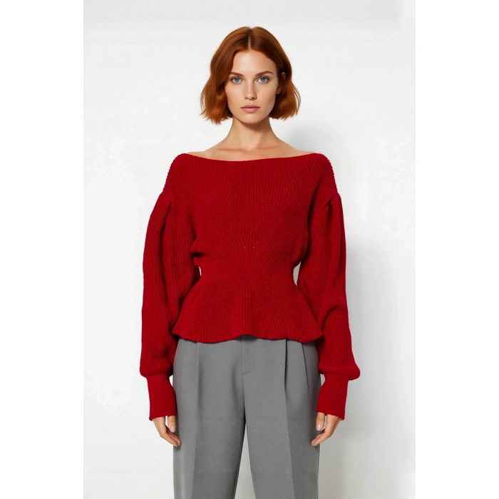 Kadın Kırmızı Regular Kesim Kayık Yaka Balon Kol Akrilik Triko Kazak Soğuk Havalara Hazır Kaliteli
