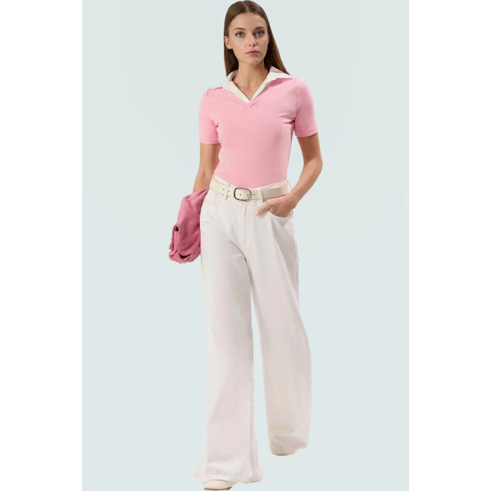 Kadın Kısa Kollu Fitted Örme Bluz Günlük Stil Kullanım İçin Özenle Seçilmiş Şık Görünüm