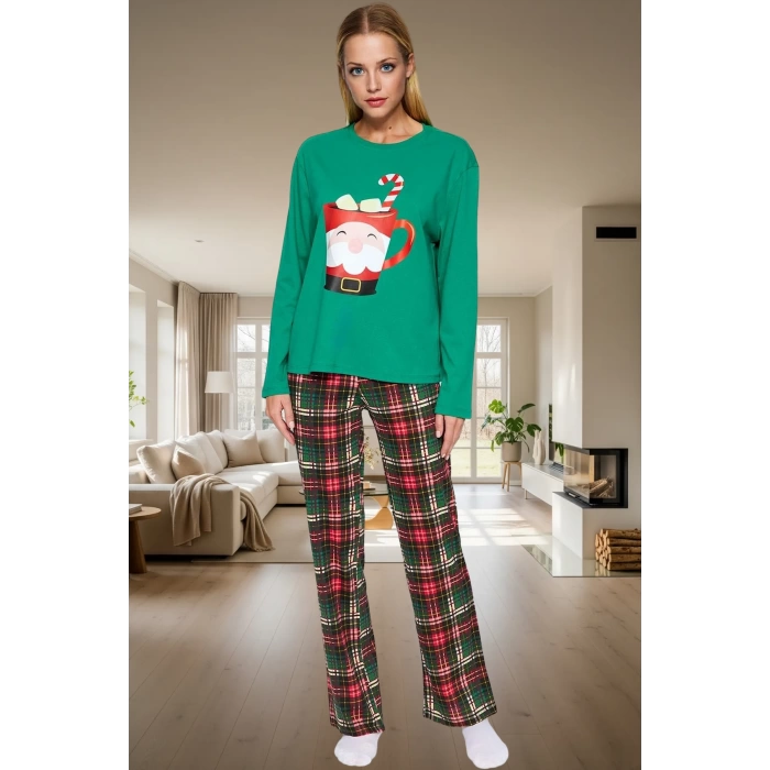 Kadın Kışlık %100 Pamuklu Pijama Takımı Rahat Yılbaşı Baskısı Konforlu Kesim Ve Şık
