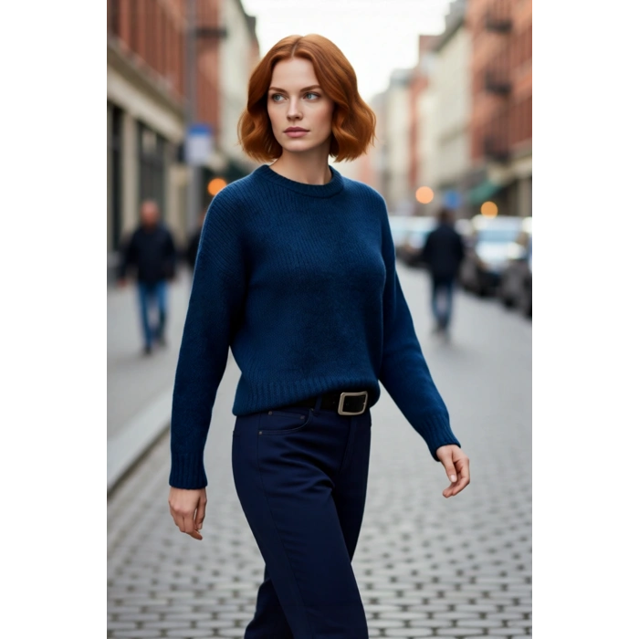 Kadın Kışlık Oversize Basic Triko Kazak Bisiklet Yaka Düşük Kollu Rahat ve Şık Günlük Stil