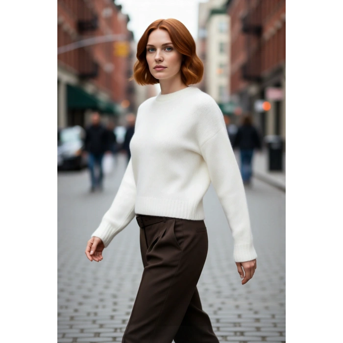 Kadın Kışlık Oversize Basic Triko Kazak Bisiklet Yaka Düşük Kollu Rahat ve Şık Günlük Stil