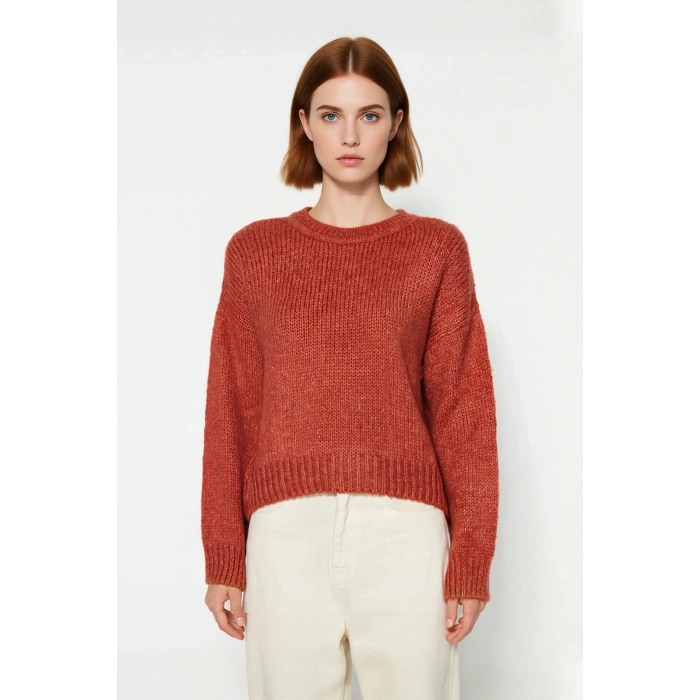 Kadın Kışlık Oversize Basic Triko Kazak Bisiklet Yaka Düşük Kollu Rahat ve Şık Günlük Stil