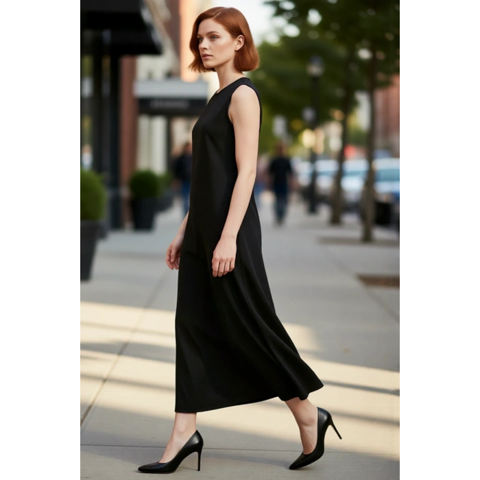 Kadın Kolsuz Bisiklet Yaka %100 Pamuk Maxi Boy Düz Elbise Konforlu ve Modern Şıklık Kaliteli