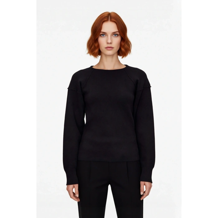 Kadın Konforlu Regular Kesim Triko Kazak Standart Kol Tasarımıyla Soğuk Havalara Şık Çözüm