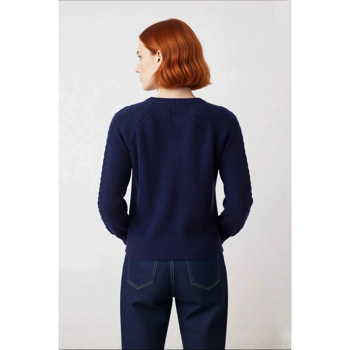 Kadın Lacivert Gömlek Yakalı Saç Örgülü Düşük Kol Triko Kazak Regular Kalıp Yumuşak Dokulu Günlük