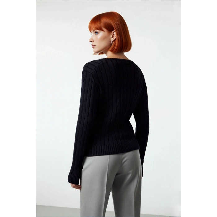 Kadın Lacivert Regular Kalıp V Yaka Saç Örgü Desenli Uzun Kollu Triko Kazak Günlük Kullanım