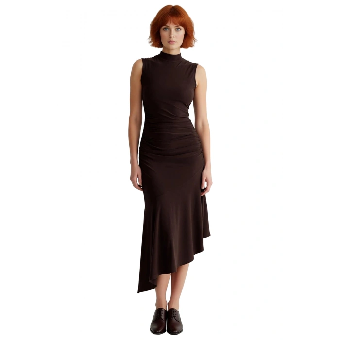 Kadın Midi Boy Abiye Elbise Skater Kalıp Dik Yaka Kolsuz Düz Desen Şık ve Zarif Görünüm Sunar