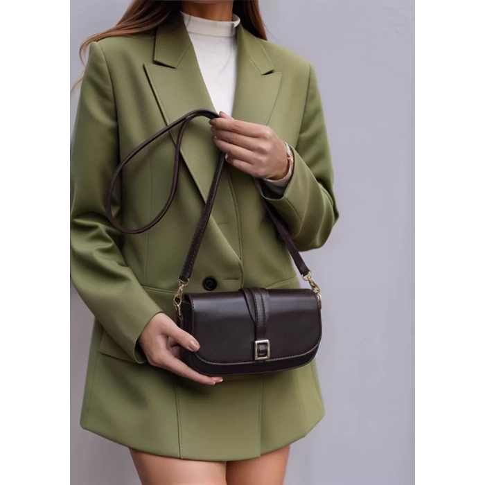 Kadın Minimalist Çapraz Askılı Suni Deri Çanta Günlük ve Şık Kullanım Modern Stil Trend Tasarım
