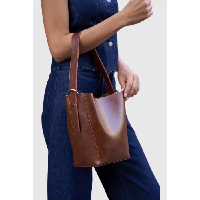 Kadın Minimalist Suni Deri El Ve Omuz Çantası Geniş Hacimli Günlük Kullanım Premium Kalite