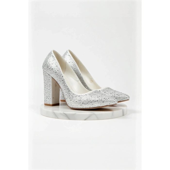 Kadın Moda Şık Gold Sultan Taşlı Klasik Sivri Kalın Düğün Nişan Gece Abiye Ayakkabı