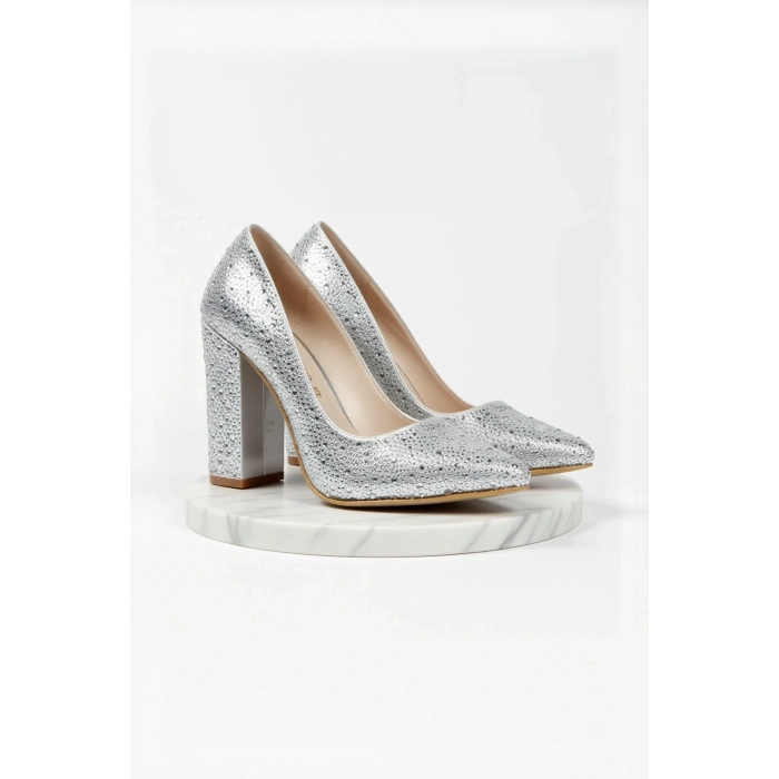 Kadın Moda Şık Gold Sultan Taşlı Klasik Sivri Kalın Düğün Nişan Gece Abiye Ayakkabı