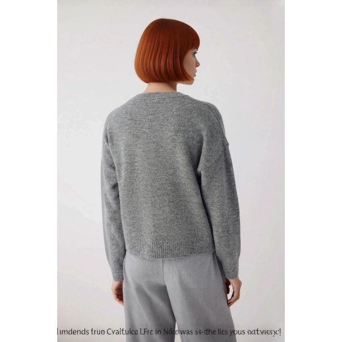 Kadın Modern Oversize Triko Kazak Bisiklet Yaka Düşük Kol Rahat Ve Şık Görünüm Sağlar Kaliteli