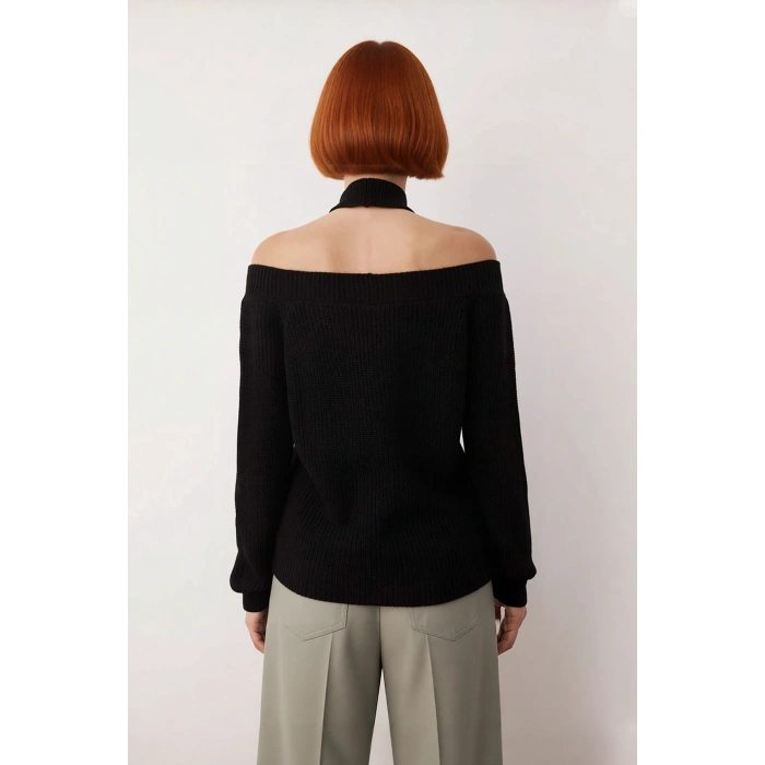 Kadın Modern Regular Fit Carmen Yaka Çapraz Detaylı Uzun Kollu Kışlık Triko Crop Kazak Kaliteli