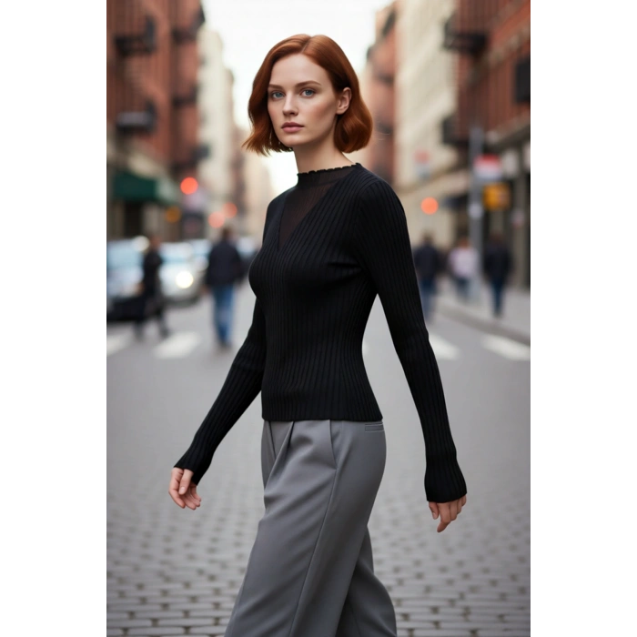 Kadın Modern Siyah Fitted Triko Kazak Transparan V Yaka Detaylı Şık Uzun Kollu Gündüz Gece