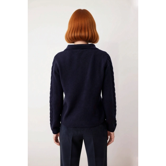 Kadın Modern ve Rahat Polo Yaka Saç Örgü Detaylı Regular Triko Kışlık Standart Kol Kazak Kaliteli