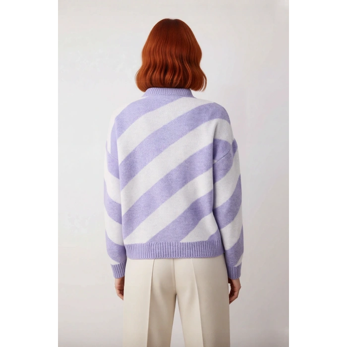 Kadın Mor Çizgili Relaxed Fit Triko Kazak Soğuk Kış Günleri İçin Bisiklet Yaka Şık Ve Konforlu