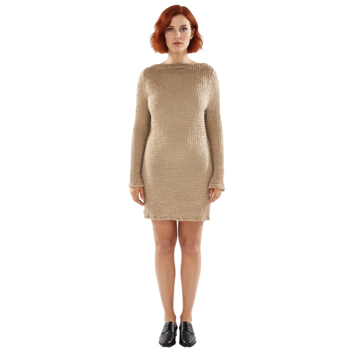 Kadın Örme Dokulu Kayık Yaka Mini Elbise İlkbahar Sonbahar Günlerinde Şıklık Ve Konfor Sunar