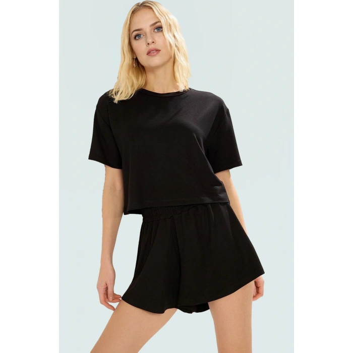 Kadın Örme Şortlu T shirt Takım Rahat Günlük Yazlık Kombin Kullanım Zarifane Tasarım