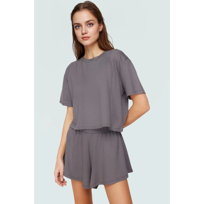 Kadın Örme Şortlu T shirt Takım Rahat Günlük Yazlık Kombin Kullanım Zarifane Tasarım