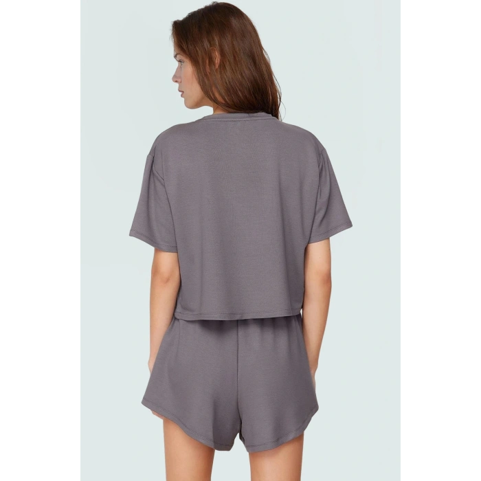 Kadın Örme Şortlu T shirt Takım Rahat Günlük Yazlık Kombin Kullanım Zarifane Tasarım