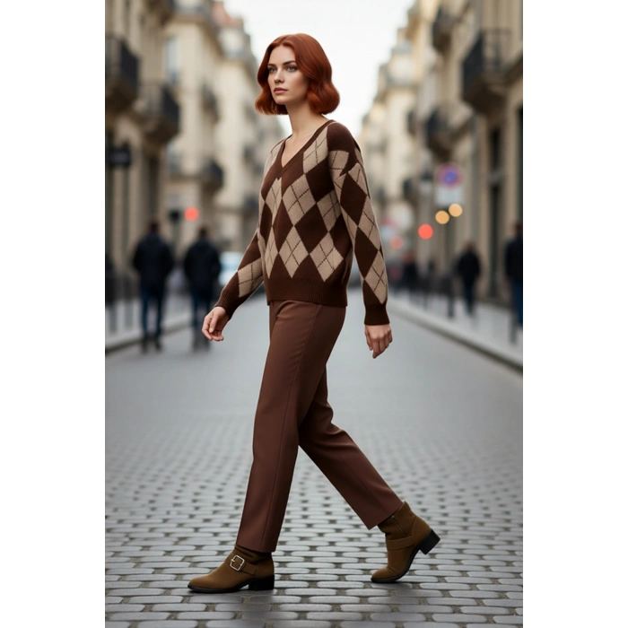 Kadın Oversize Baklava Desen V Yaka Düşük Kol Triko Kazak Soğuk Günlerde Sıcak ve Şık Stil